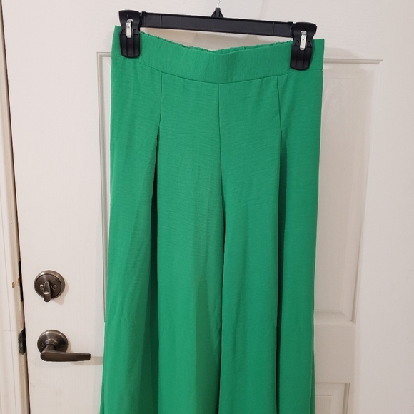 COCOA size Large Vibrant Green Wide-Leg Pants - Picture 2 of 9